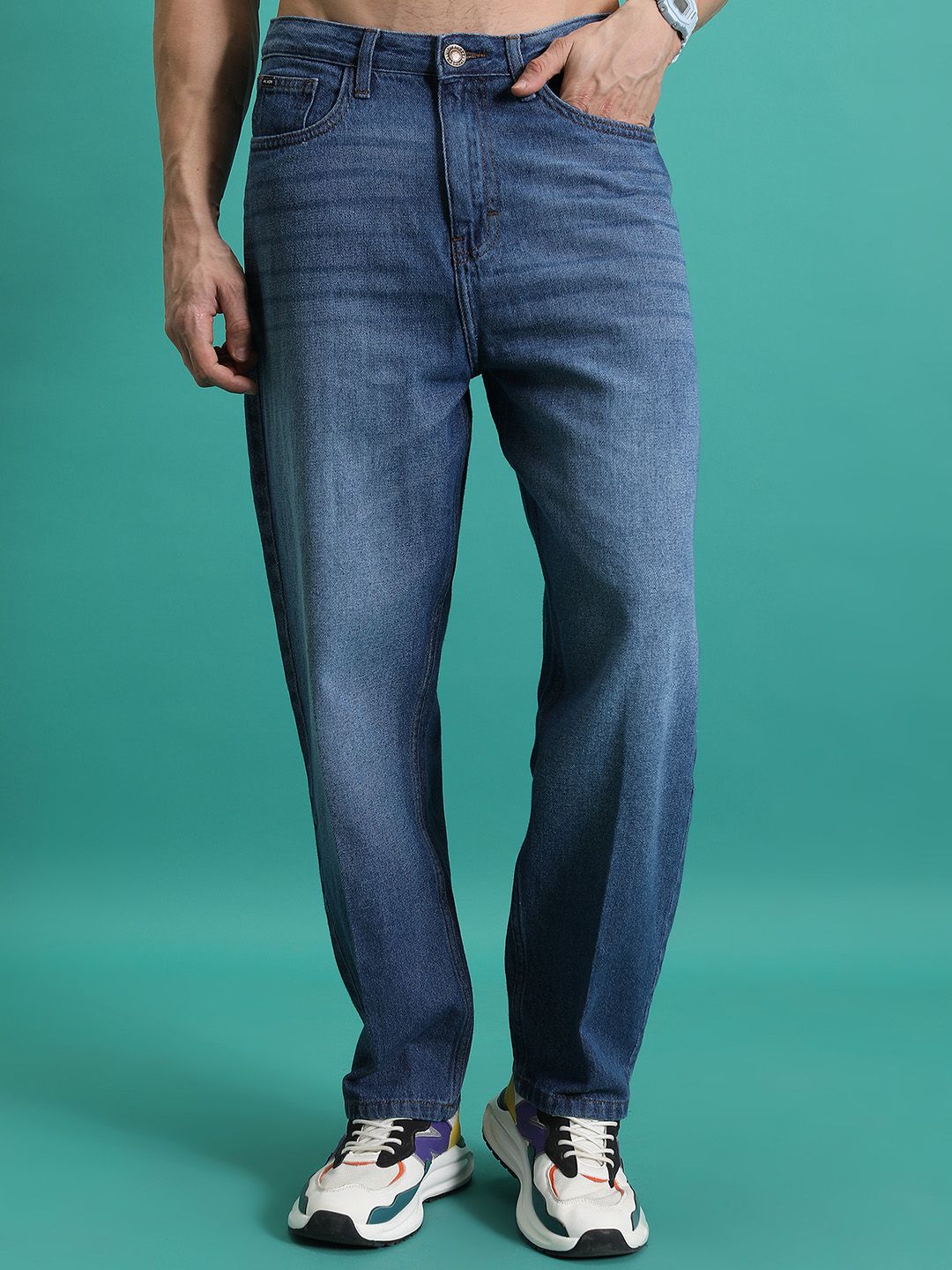 HIGHLANDER Men Loose Baggy Fit Clean Look Light Fade Cotton Jeans