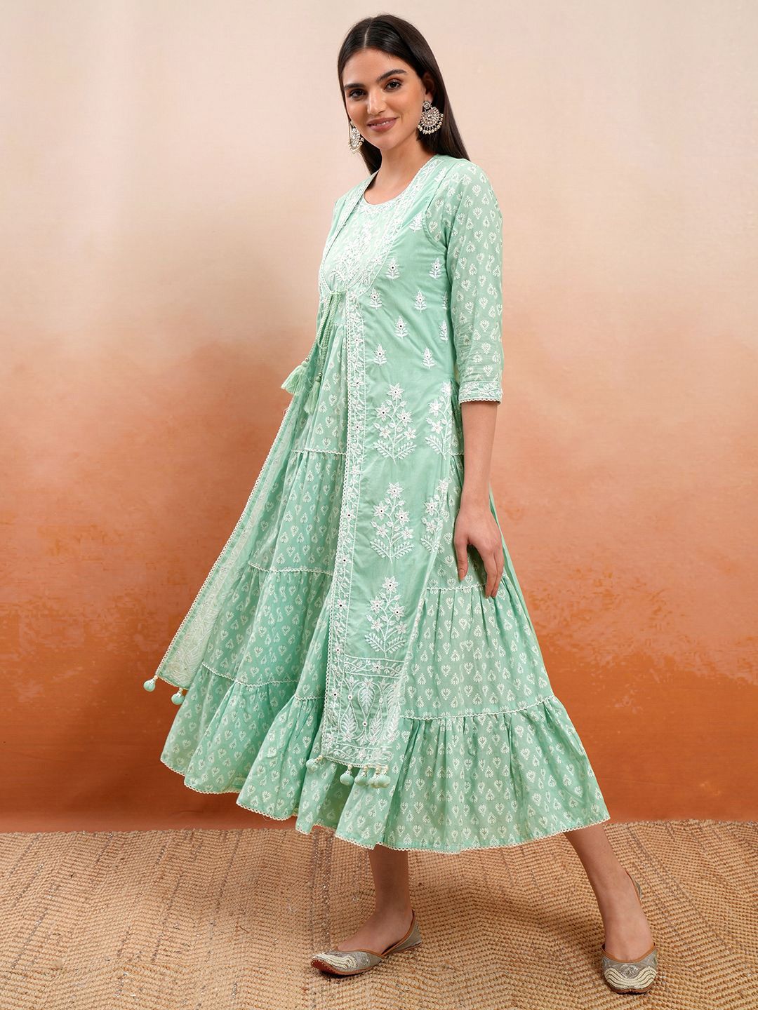 Vishudh Women Floral Embroidered Cotton A-Line Midi Dress