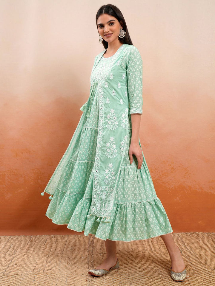 Vishudh Women Floral Embroidered Cotton A-Line Midi Dress