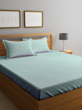 KLOTTHE Green Geometric Cotton 300 TC King Fine Bedsheet with 2 Pillow Covers-250 x 220 cm