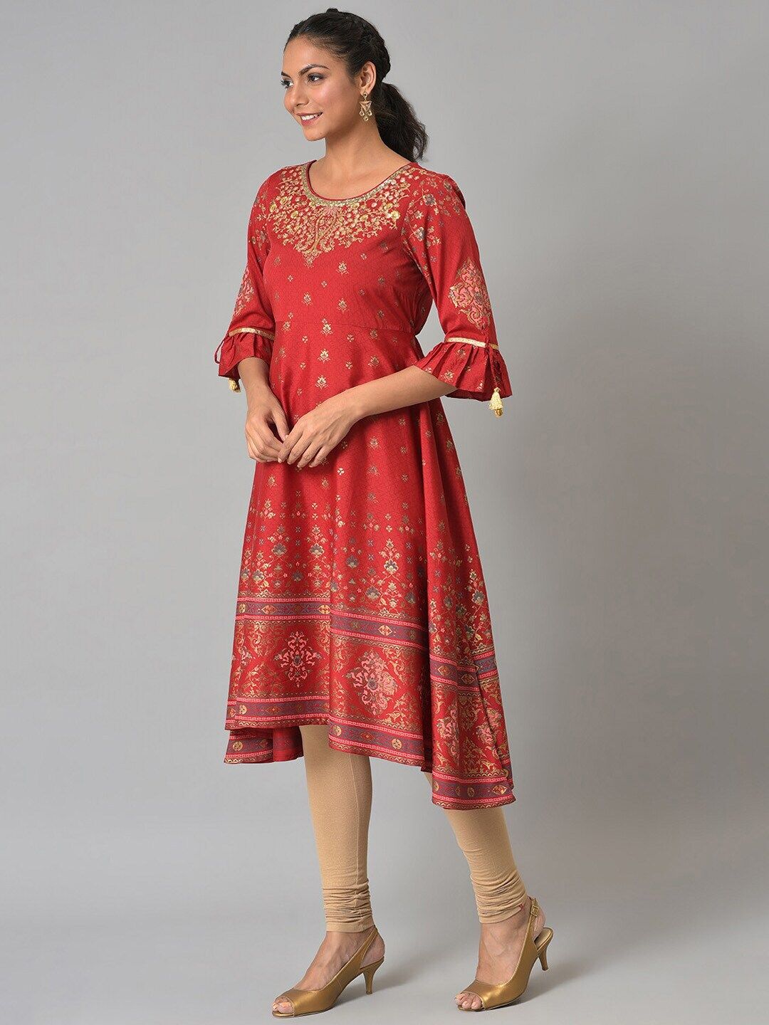 AURELIA Festive Floral Print Crepe Kurta