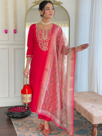 KALINI Women Floral Embroidered Regular Kurta with Trousers & With Dupatta