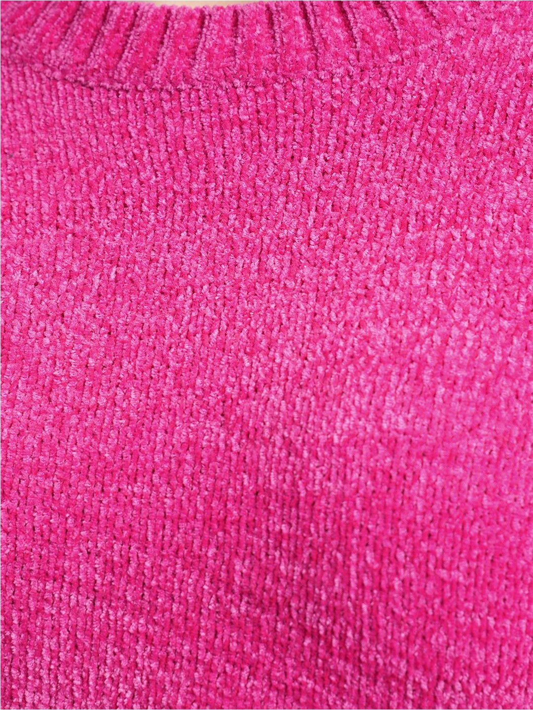 Tokyo Talkies Pink Acrylic Crop Pullover