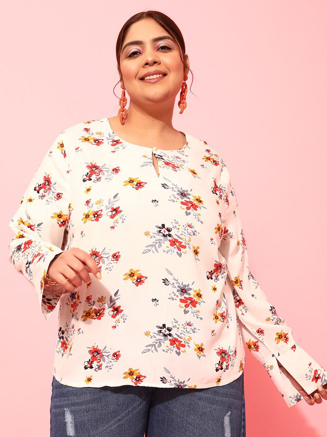 CURVY STREET Plus Size Floral Printed Round Neck Crepe Top