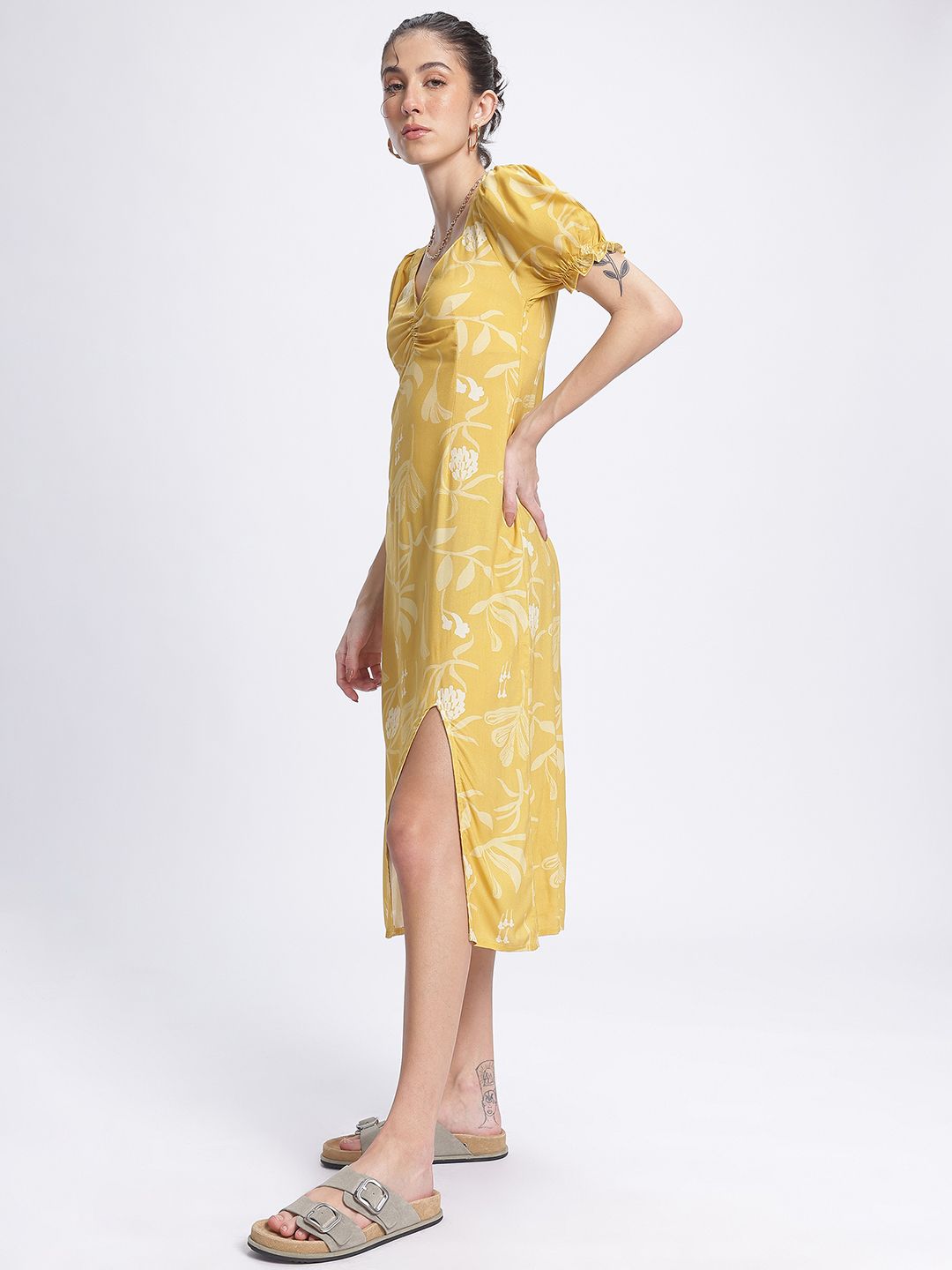 DressBerry Floral Dreams Sweetheart Neck Ruched Front Slit Sheath Dress