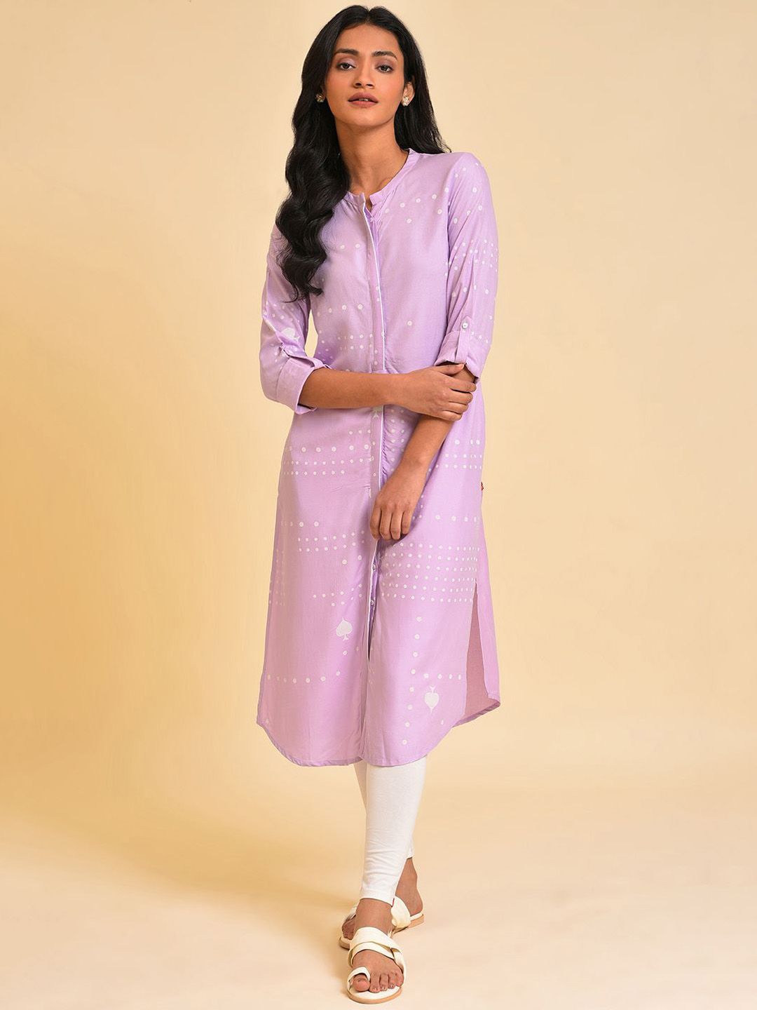 W Women Geometric Printed Mandarin Collar Roll-Up Sleeves Straight Kurta