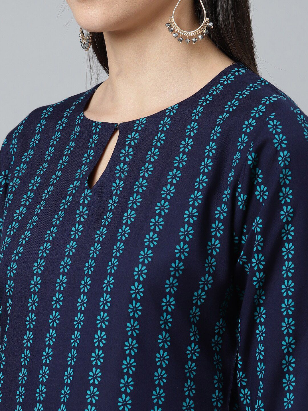 Libas Women Blue Striped Keyhole Neck Kurta