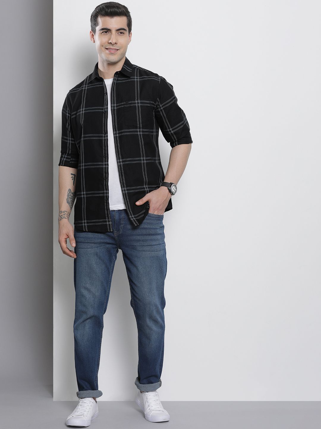 The Indian Garage Co Men Black & White Checked Pure Cotton Casual Shirt