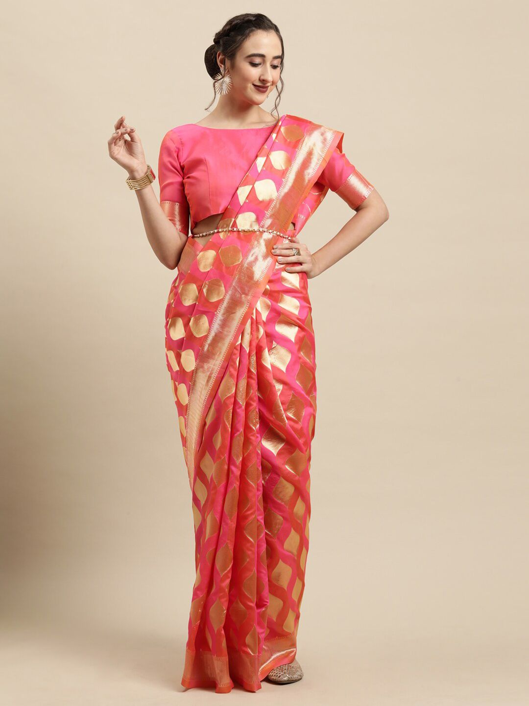 Saree mall Peach-Coloured & Gold-Toned Woven Design Zari Silk Blend Banarasi Sarees