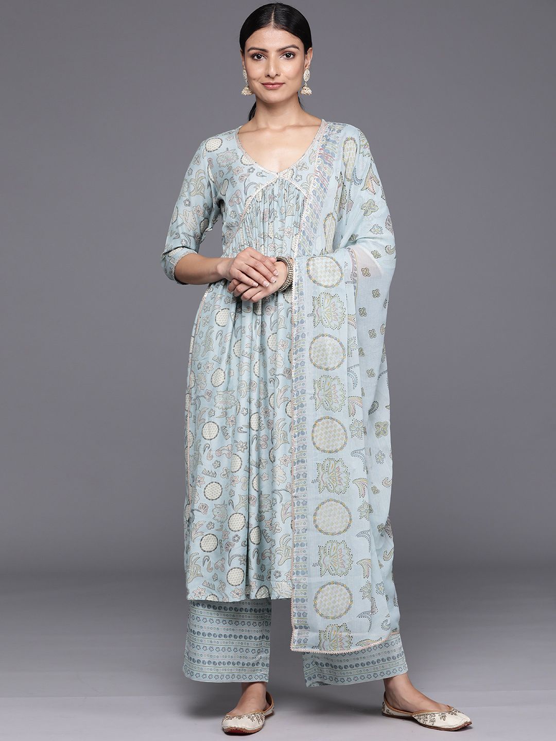 Libas Women Floral Printed Pleated Gotta Patti Kurta with Trousers & With Dupatta
