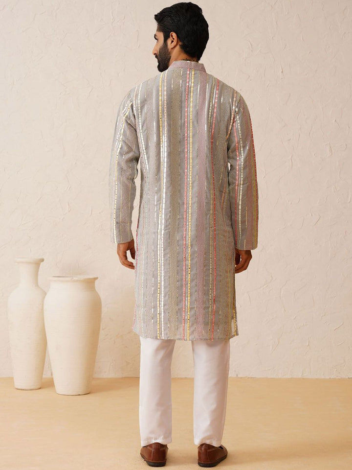 SOJANYA LUXE Kolar Mandarin Sulam Kurta Biasa dengan Piyama