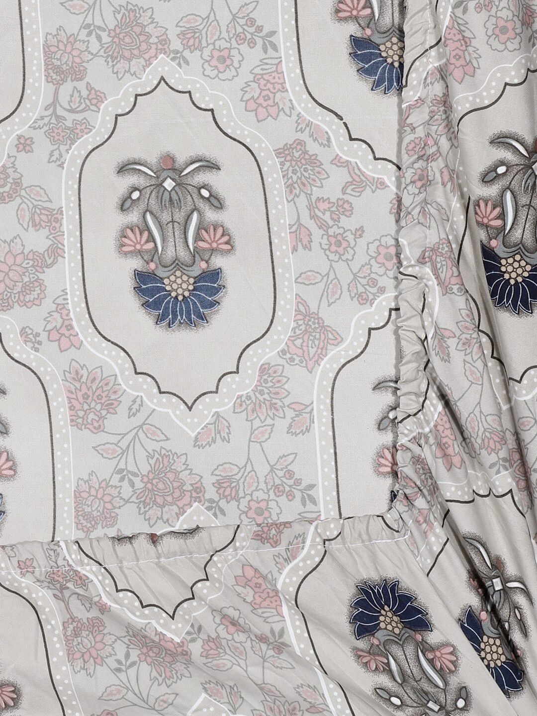 KLOTTHE White Floral Printed 300 TC Fitted Super King Double Bedsheet with 2 Pillow Covers