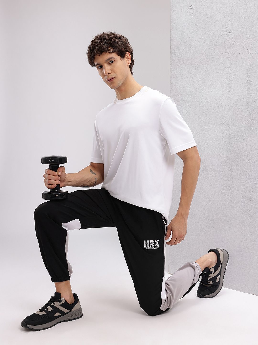 HRX by Hrithik Roshan Men Colourblocked Running Joggers