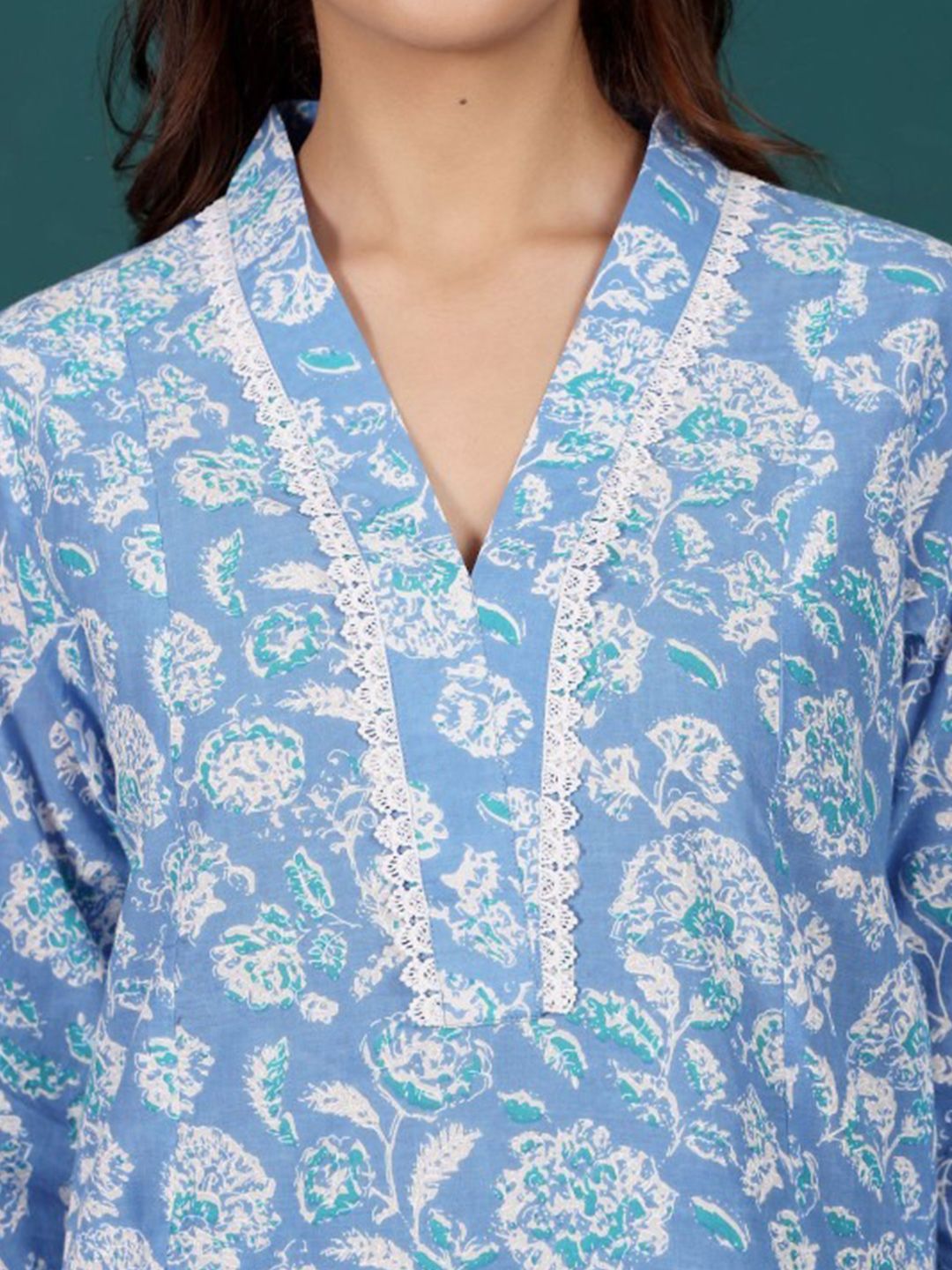 Varanga Women Floral Printed Floral Kurta