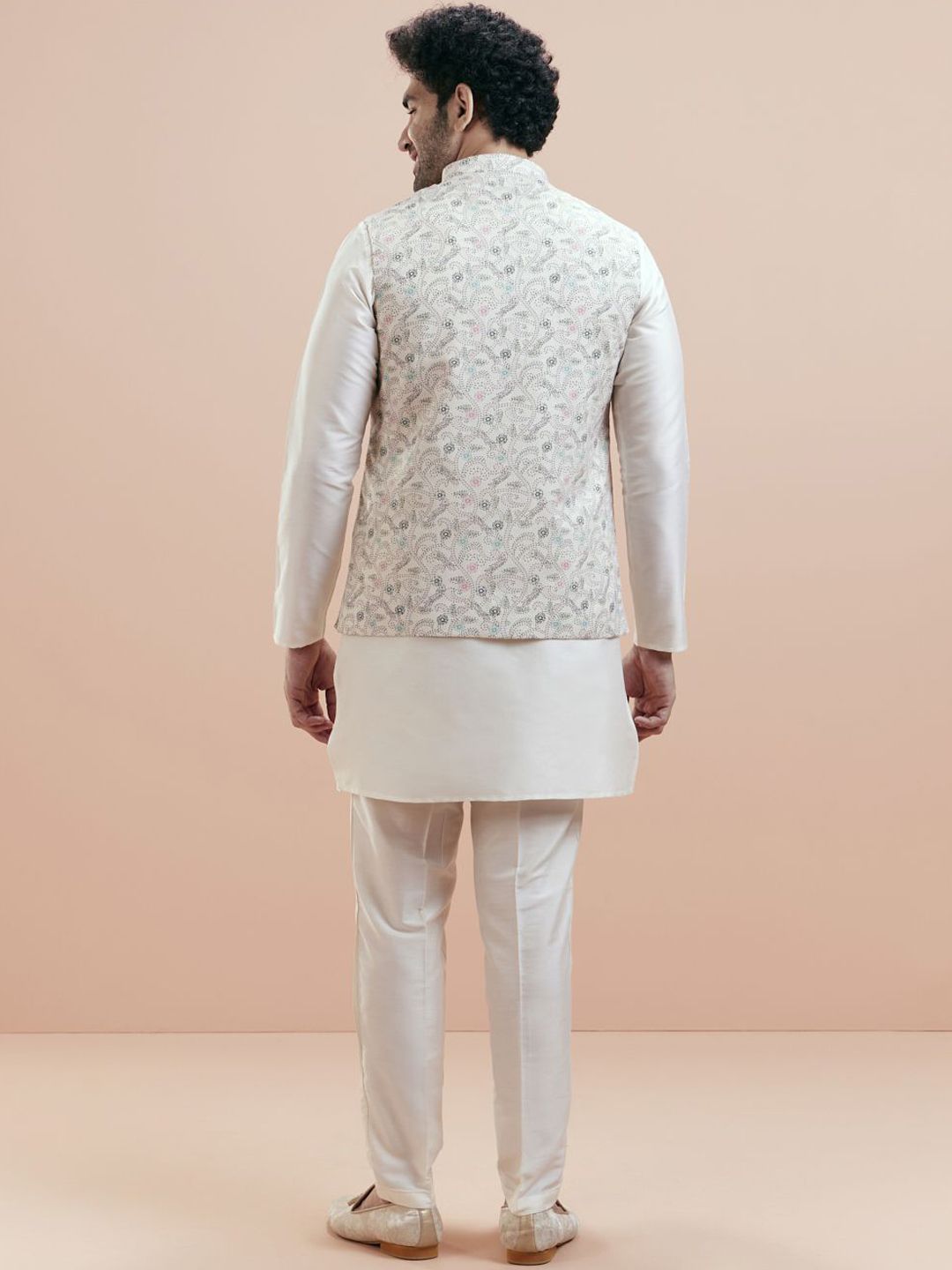 KISAH Mandarin Collar Jodhpuri Straight Kurta With Trousers & Nehru jacket