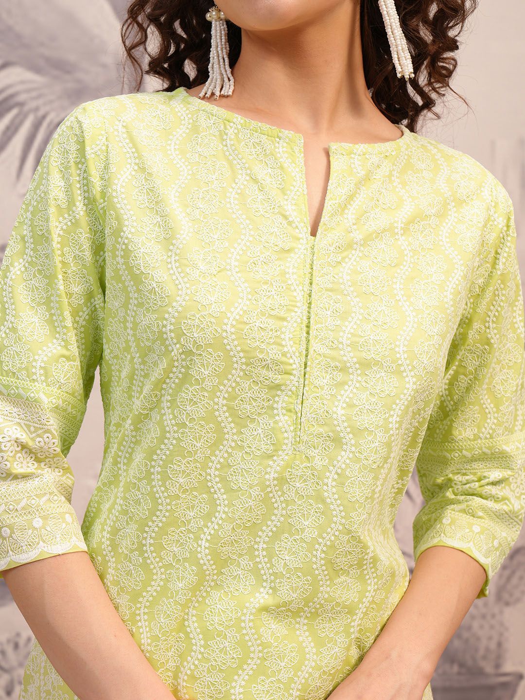 Vishudh Lime Green Floral Embroidered Straight Kurta
