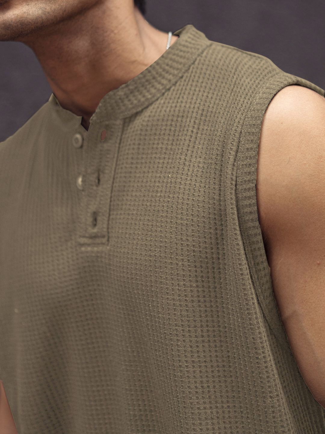 Powerlook Men Self Design Henley Neck T-shirt