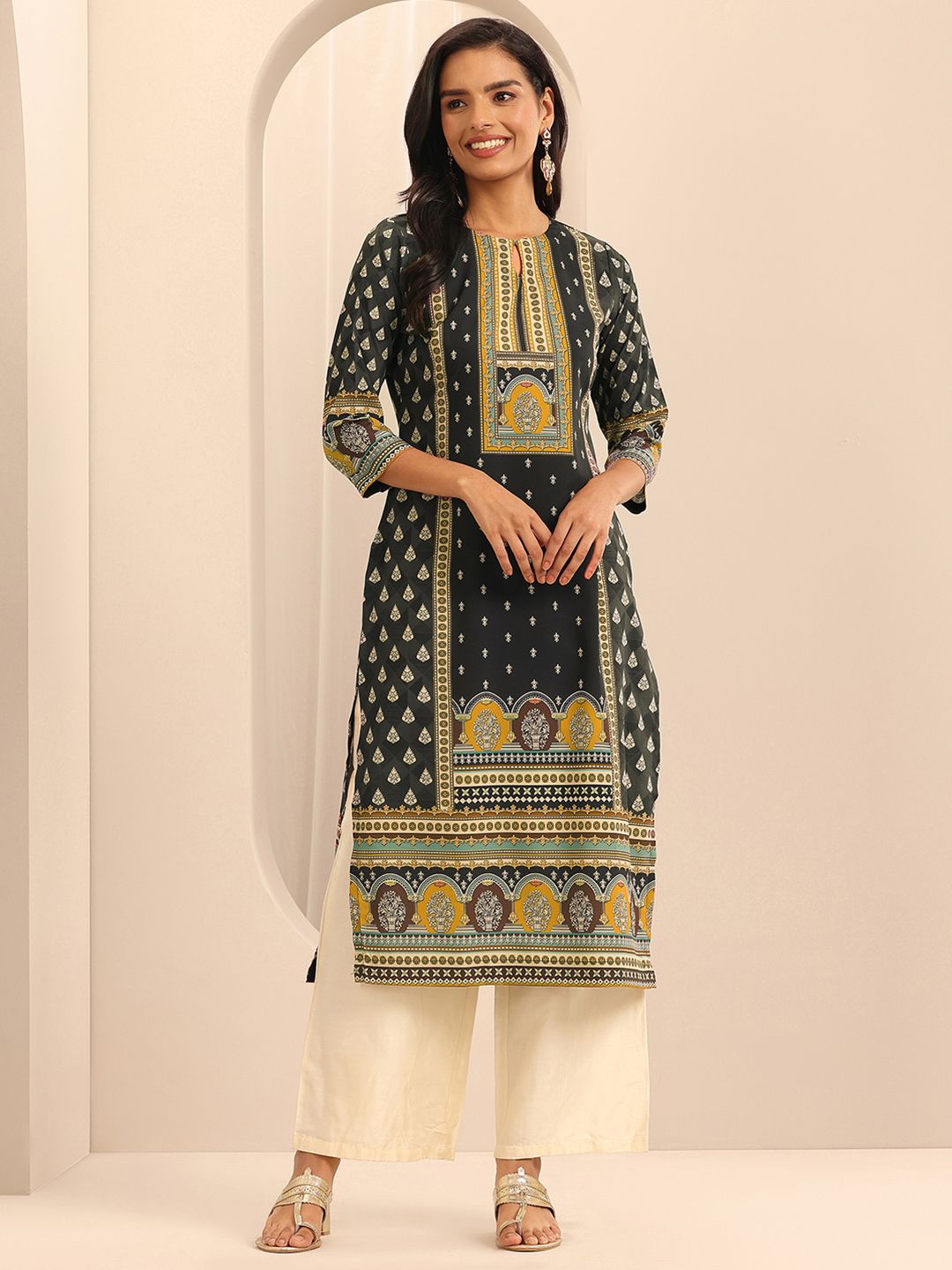 Libas Ethnic Motifs Printed Crepe Straight Kurta