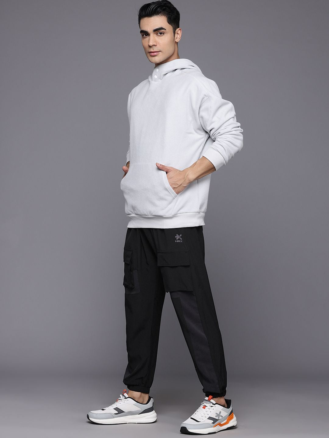 HRX by Hrithik Roshan Men Lifestyle Cargo-Style Joggers
