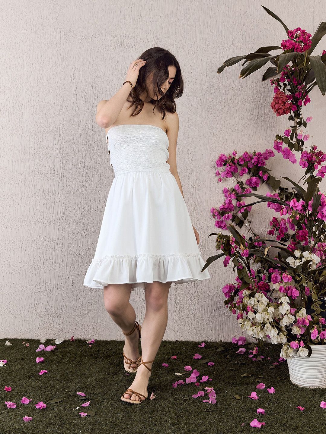 Berrylush White Strapless Smocked Fit & Flare A-Line Mini Dress