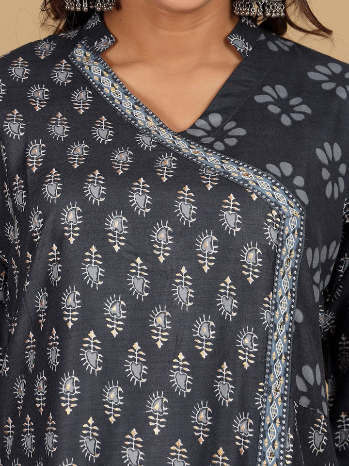 Varanga Floral Printed V-Neck Angrakha Straight Kurta With Salwar And Dupatta