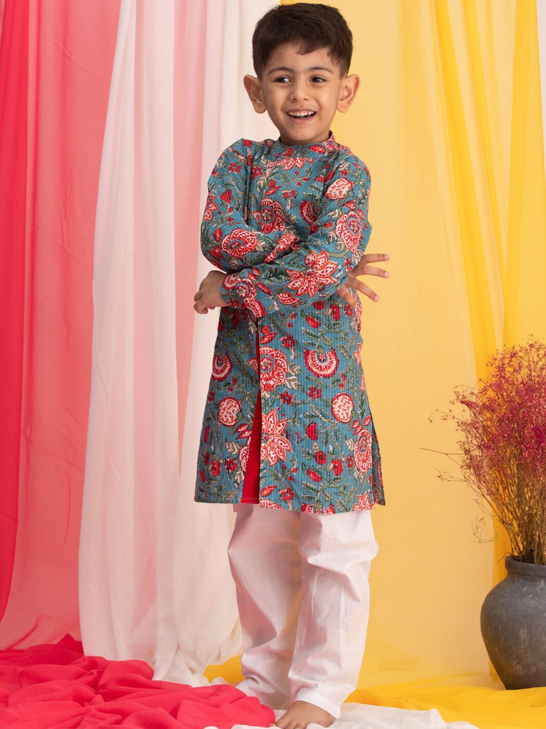 VASTRAMAY Boys Floral Printed Band Collar Regular Pure Cotton Kurta Set