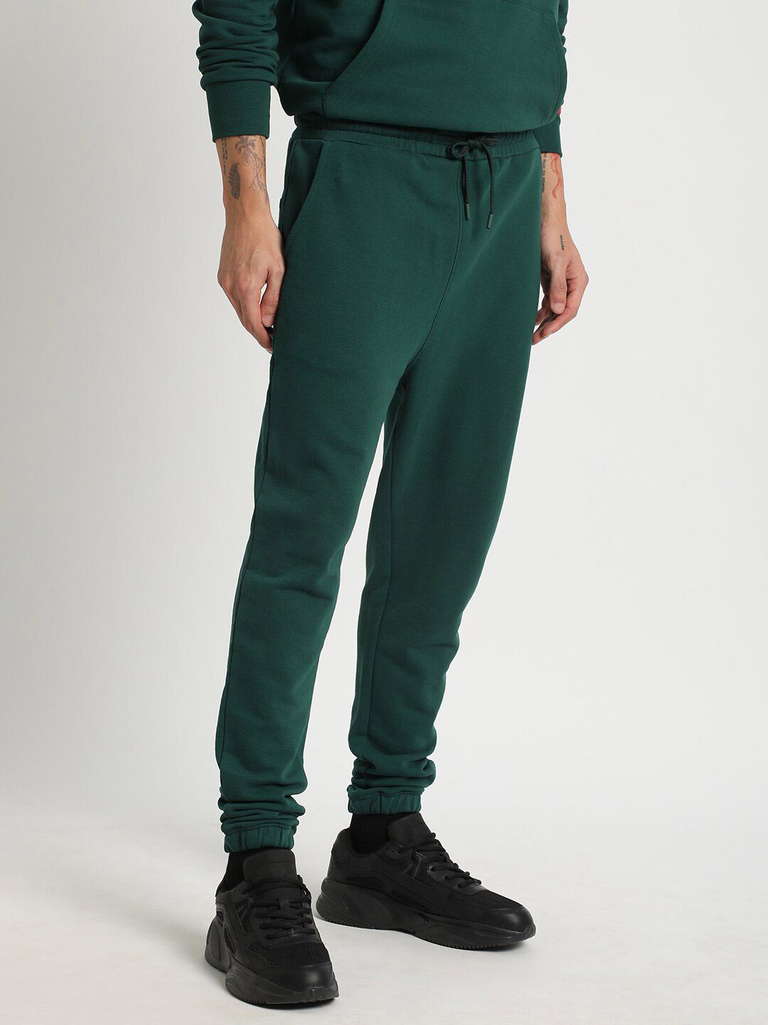 THE BEAR HOUSE Men Slim-Fit Pure Cotton Joggers