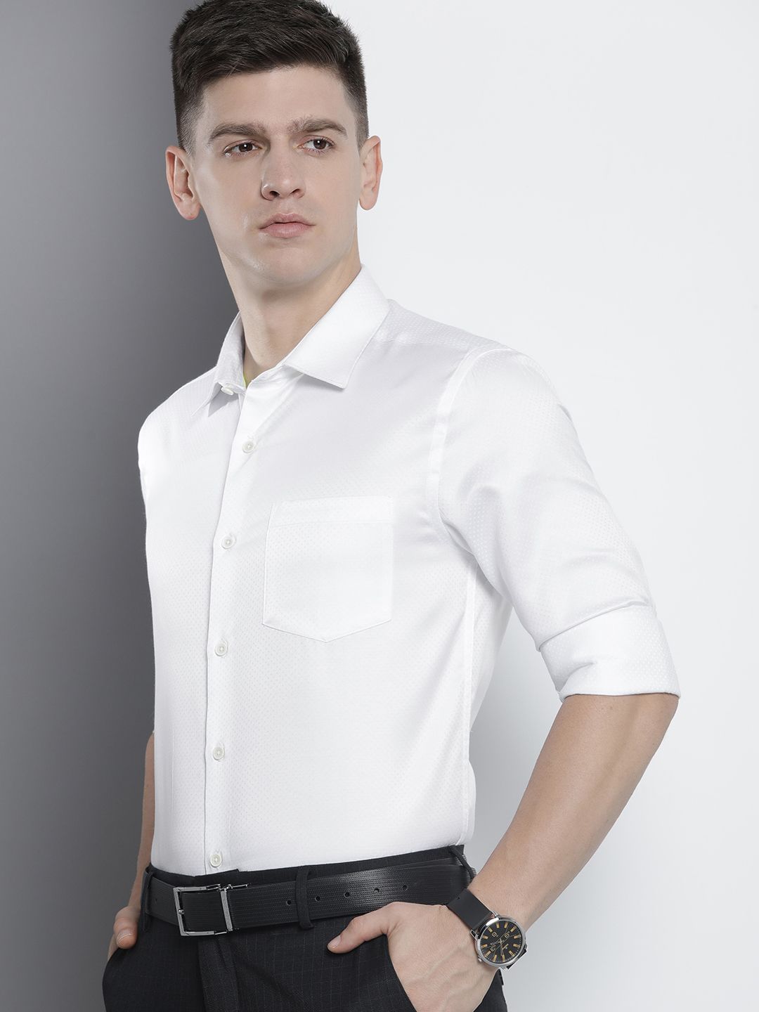 The Indian Garage Co. X Luxe Men Self Design Slim Fit Opaque Formal Shirt