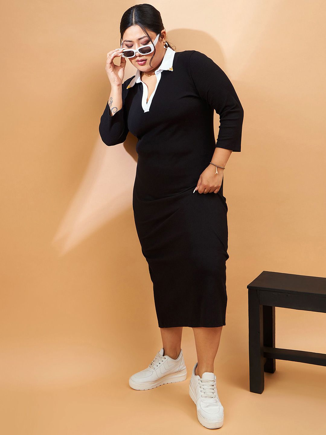SASSAFRAS Curve Plus Size Sheath Midi Dress