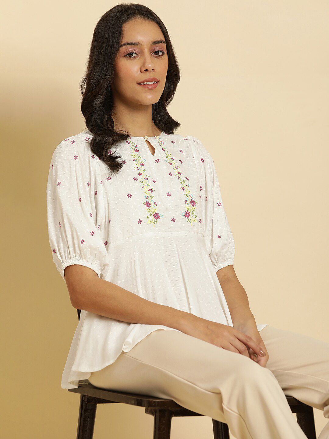 W Floral Embroidered Puff Sleeve A Line Top