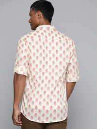 DENNISON Men Cream-Coloured Regular Fit Printed Casual Shirt