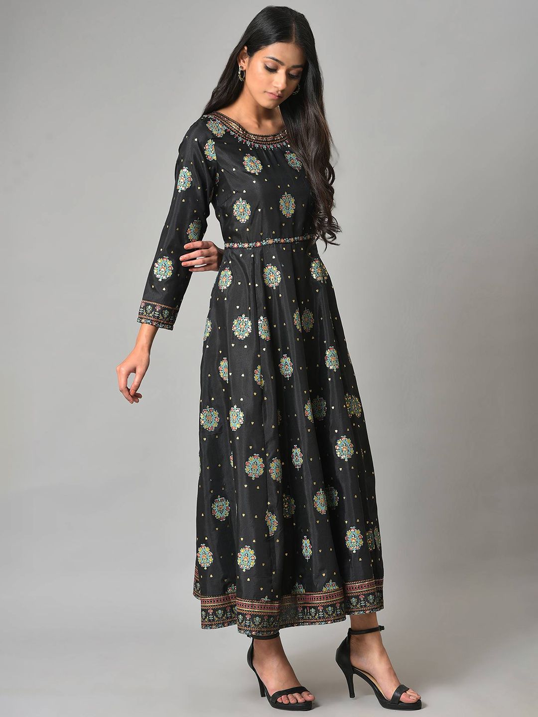W Black Ethnic Motifs Maxi Dress