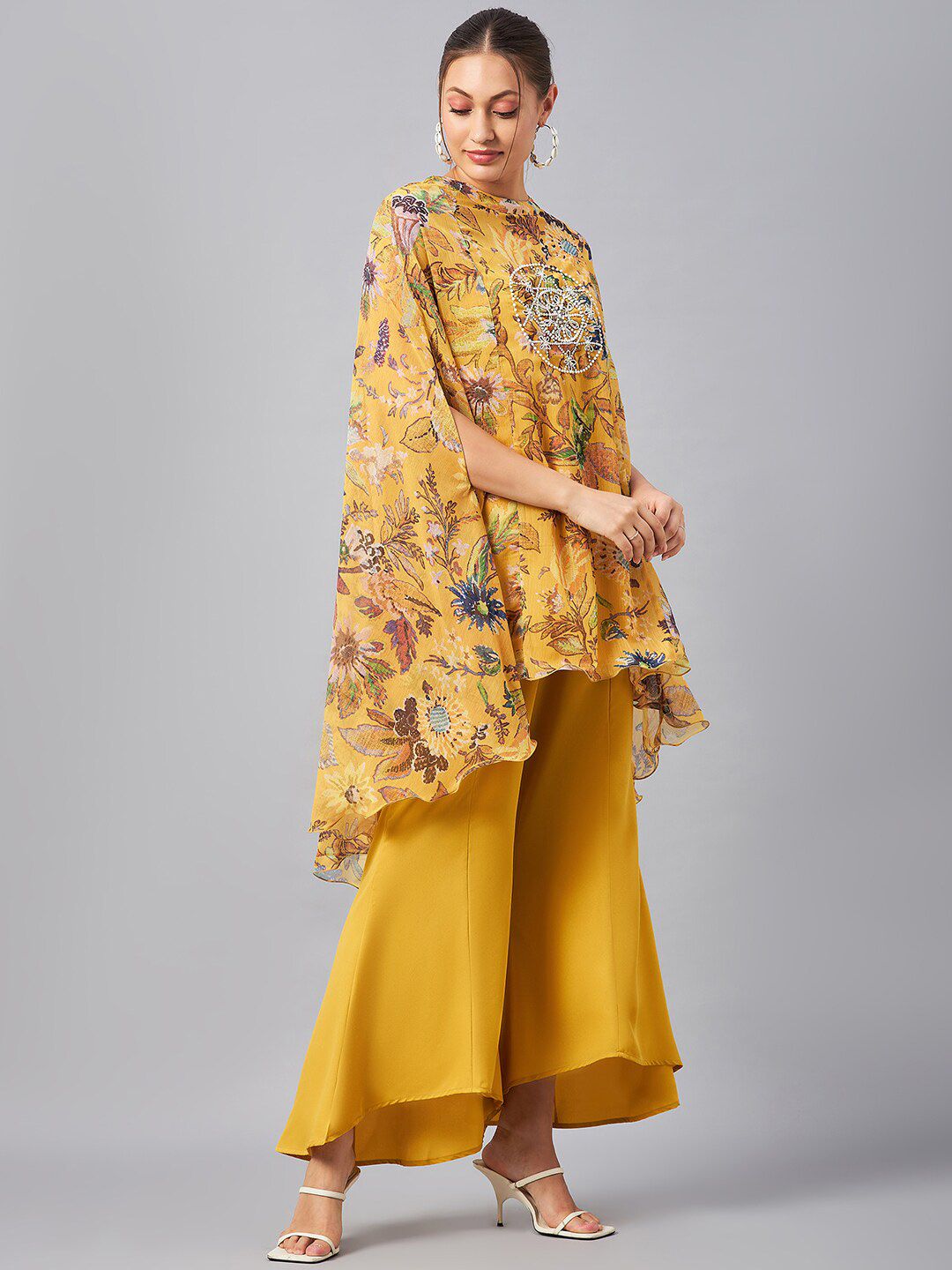 Antheaa Floral Printed Round Neck Tunic With Flared Palazzos Co-Ords