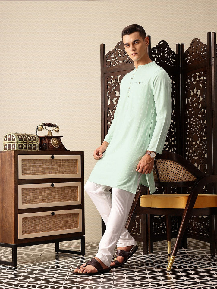 House of Pataudi Embroidered Jashn Kurta
