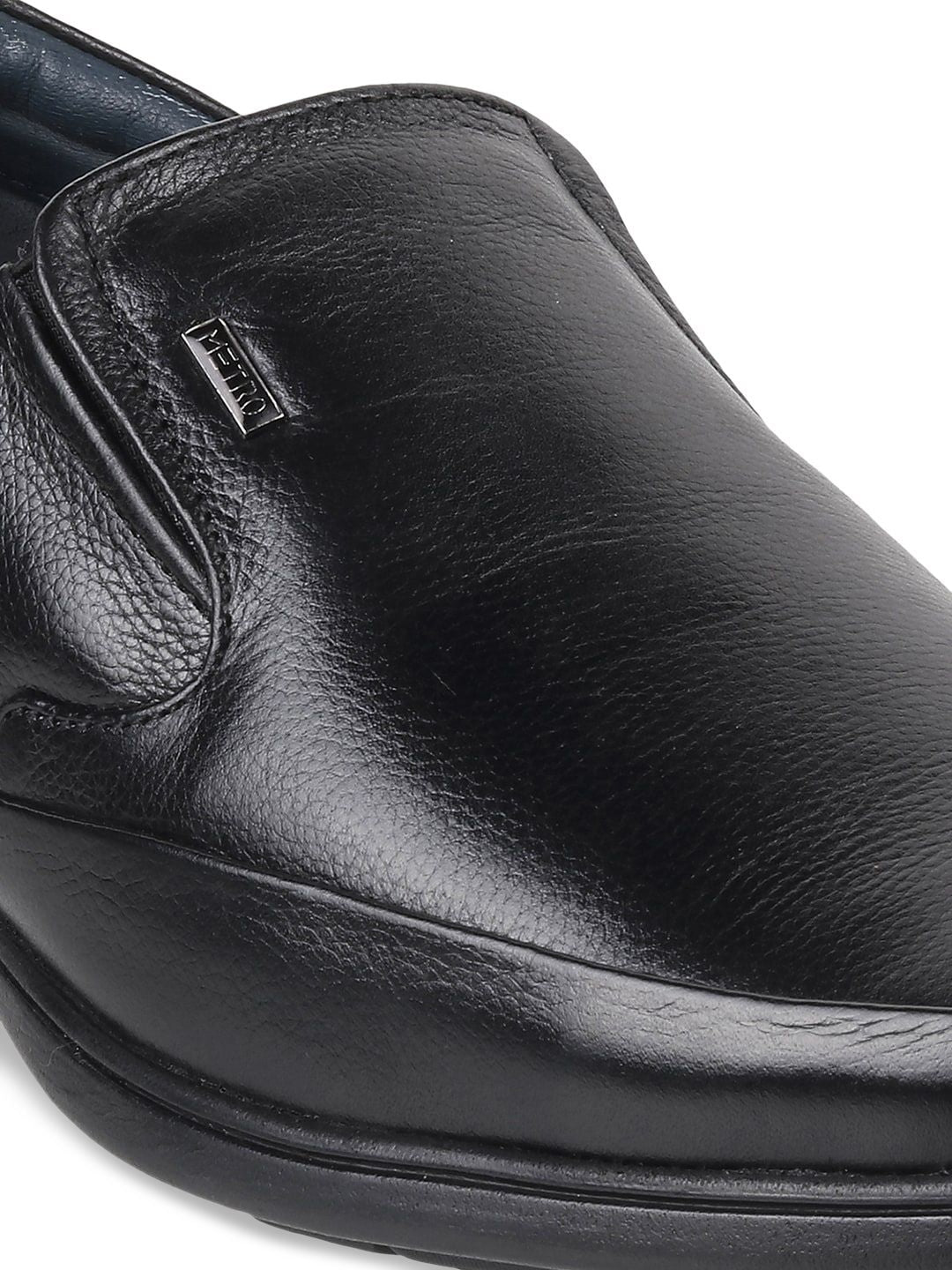 Metro Men Black-Coloured Solid Formal Slip-Ons