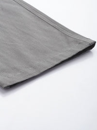 The Indian Garage Co Men Geometric Printed Cargos Trousers
