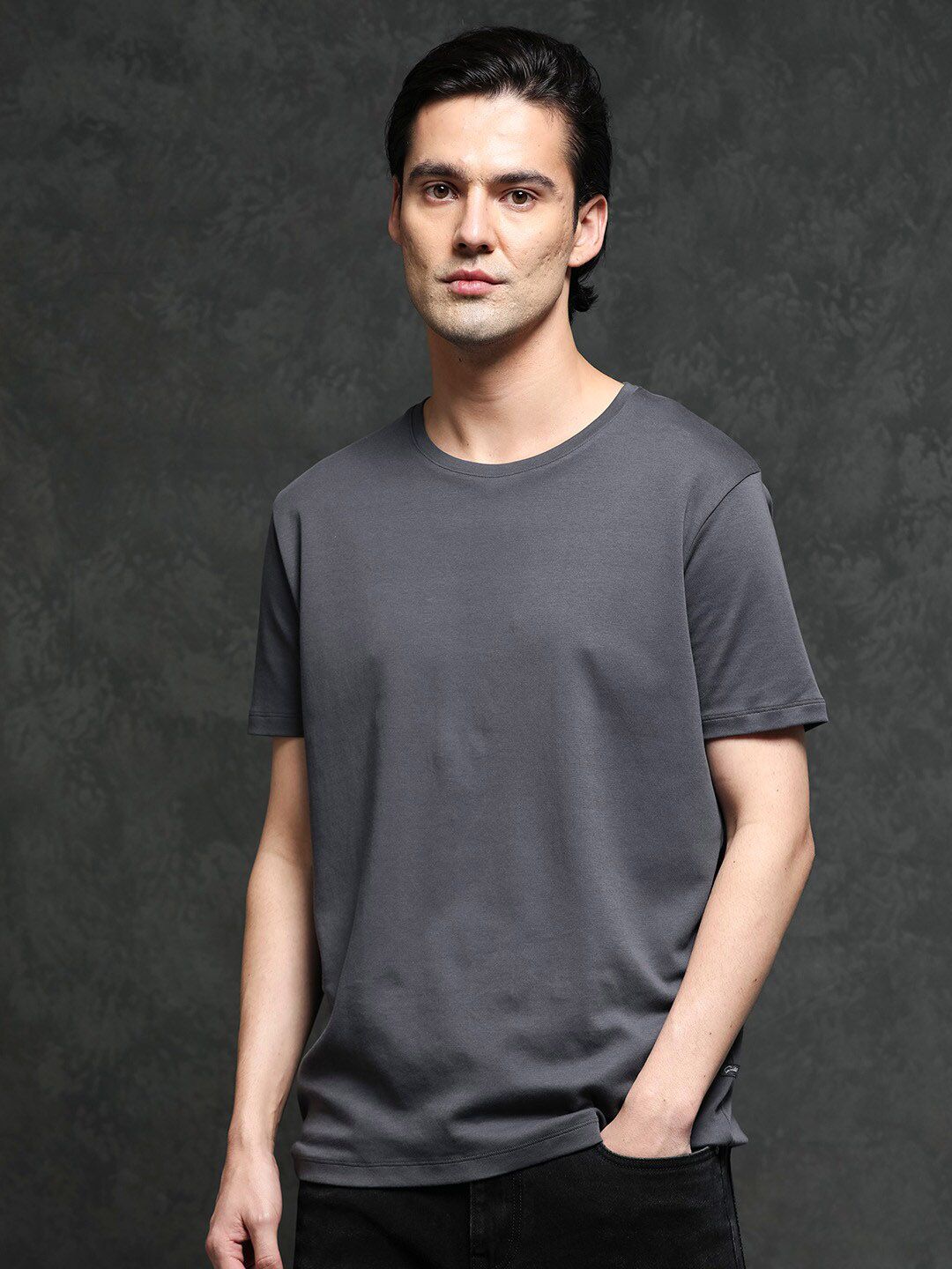 RARE RABBIT Men Gis-1 Regular Fit Drop-Shoulder Cotton T-Shirt