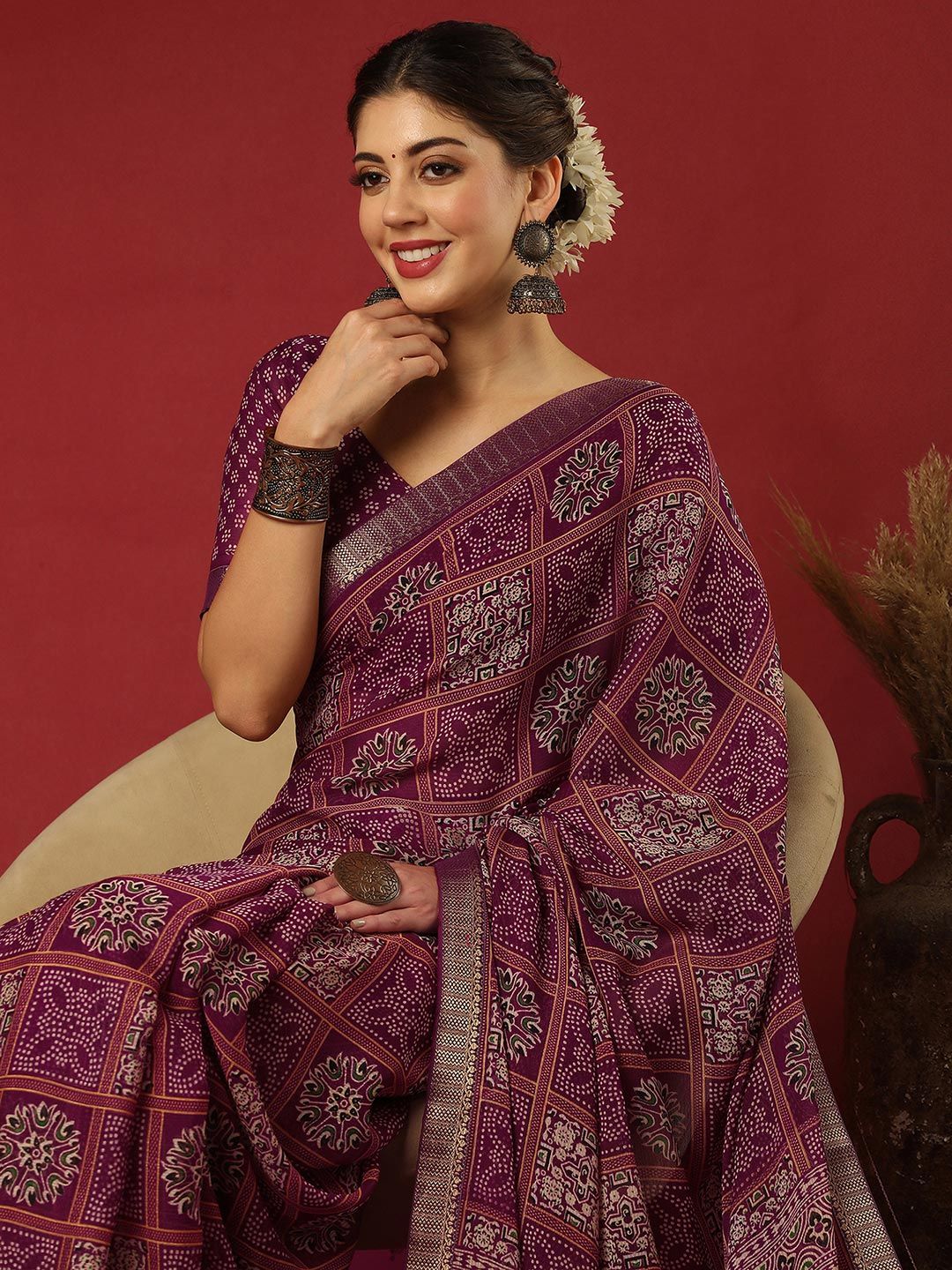 KALINI Bandhani Zari Pure Georgette Bandhani Saree