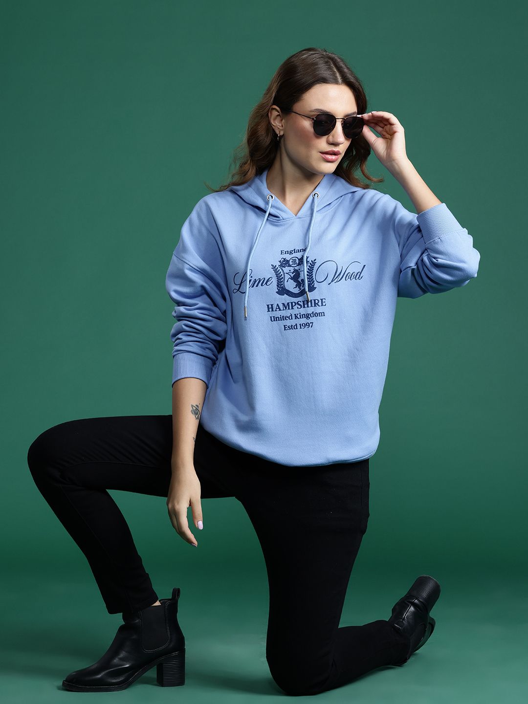 DressBerry Printed Hooded Drop-Shoulder Sleeves Sweatshirt