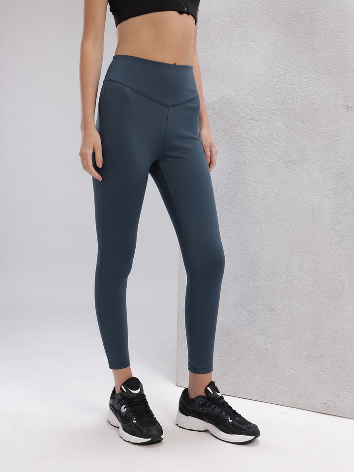 HRX by Hrithik Roshan Women Typography Print Mid-Rise Rapid-Dry Training Tights