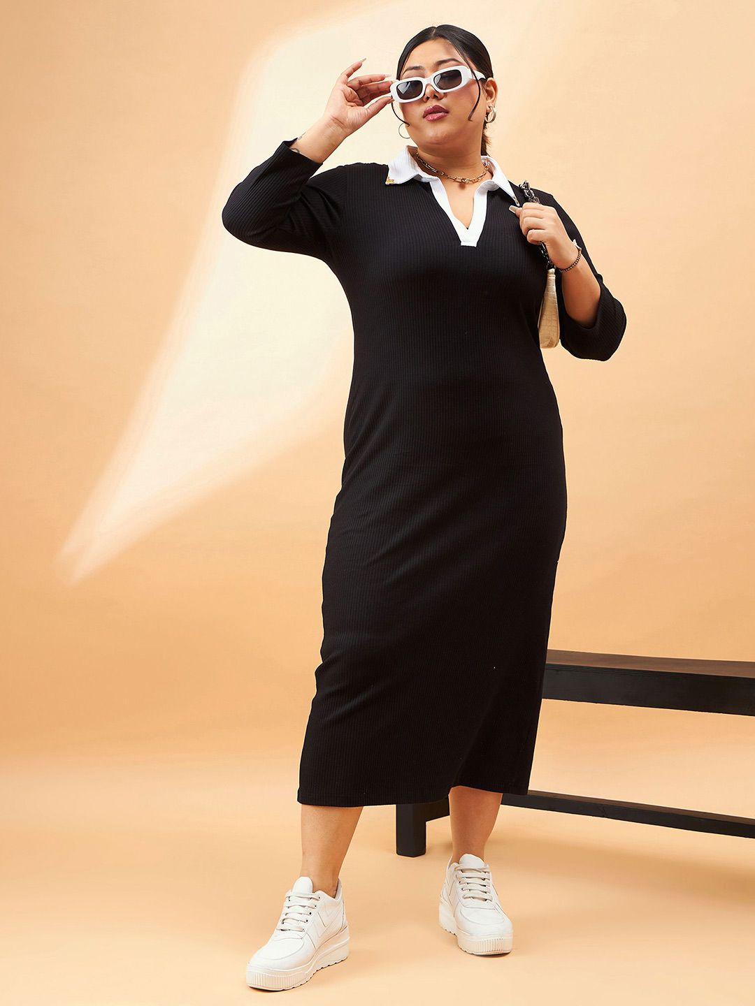 SASSAFRAS Curve Plus Size Sheath Midi Dress