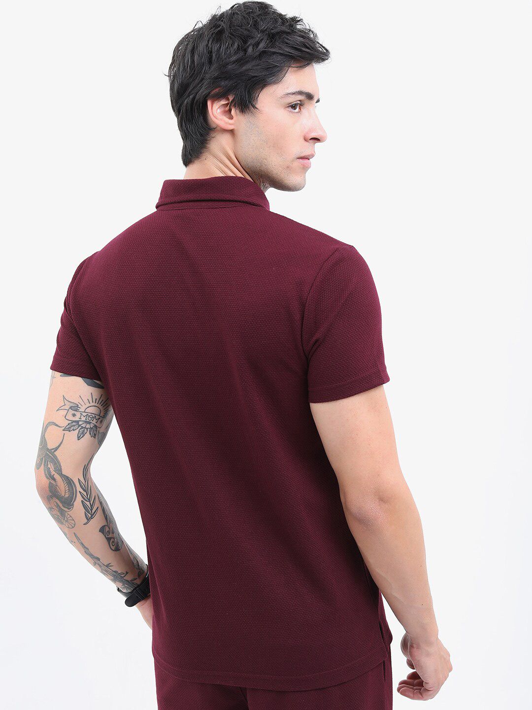 HIGHLANDER Men Popcorn Structured Regular Fit T-shirt