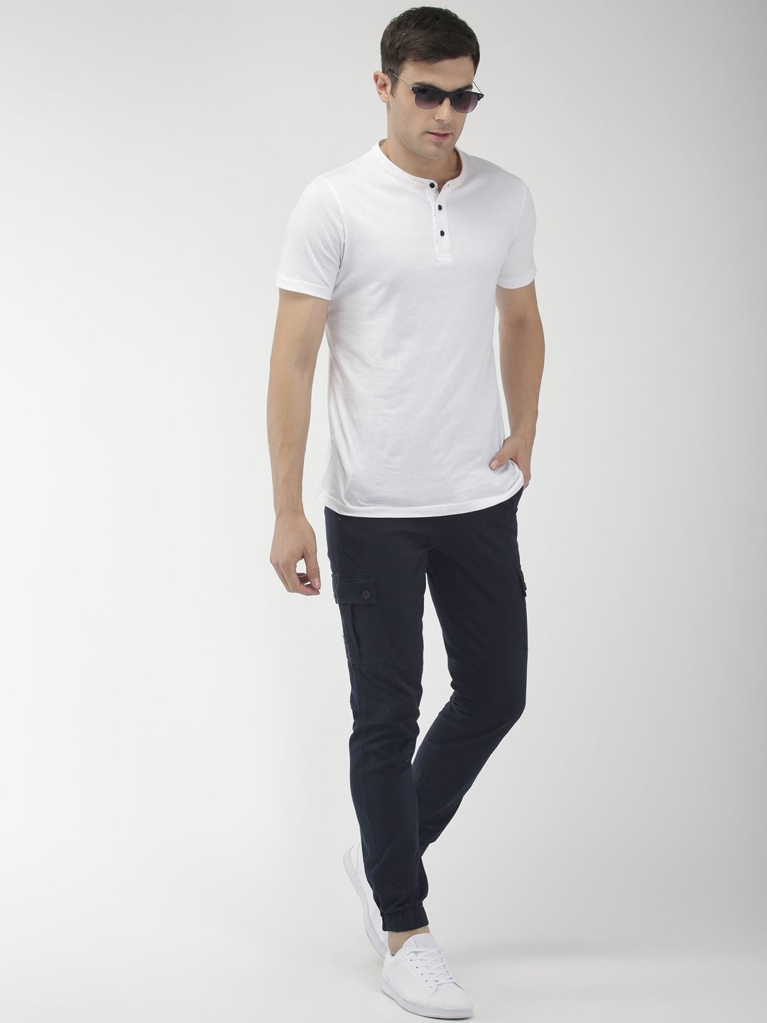 The Indian Garage Co Men Navy Blue Slim Fit Solid Cargo Style Joggers