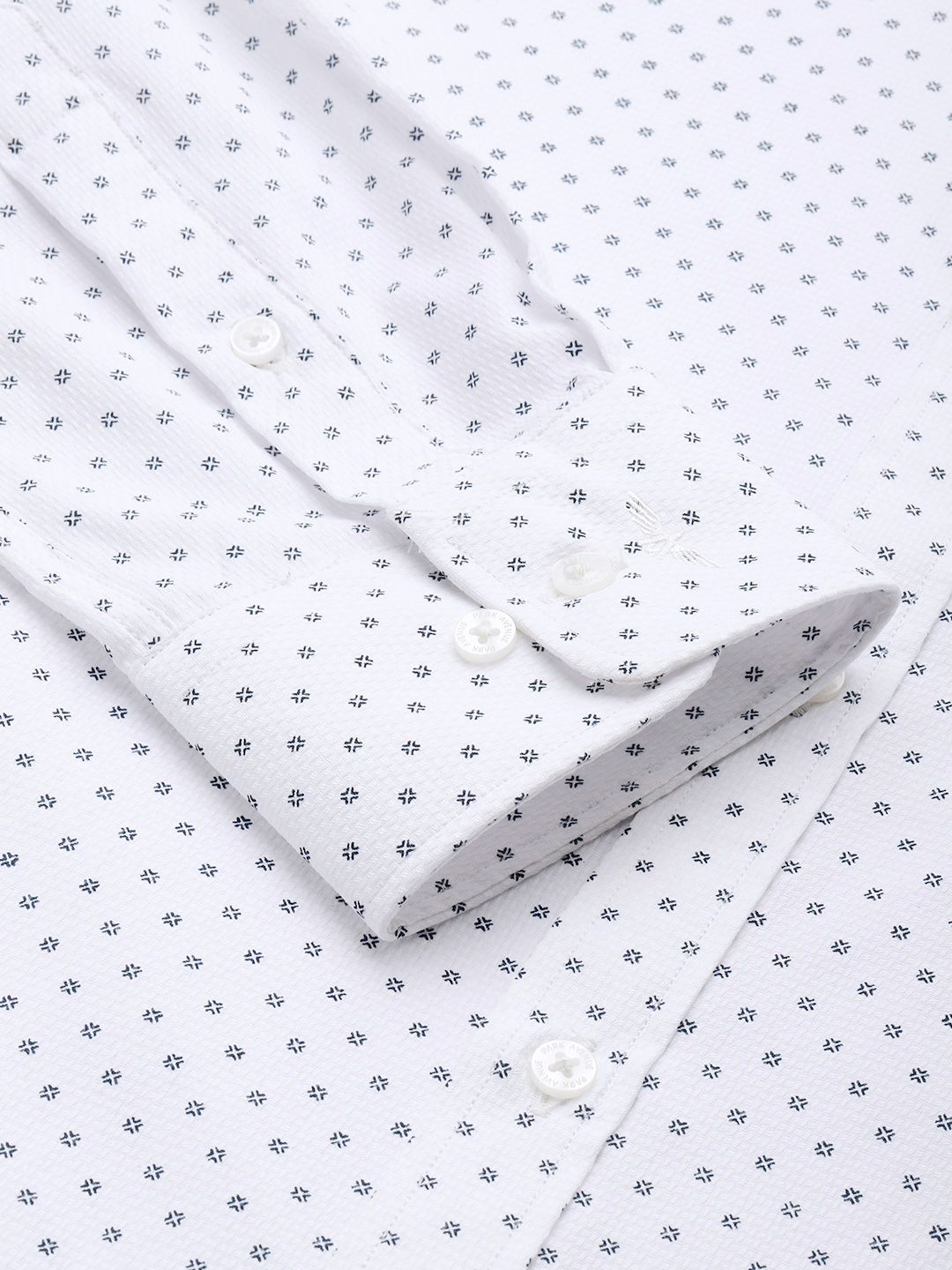 Park Avenue Slim Fit Geometric Printed Formal Shirt
