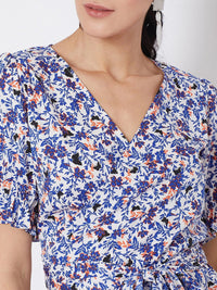 Berrylush Women White Printed Wrap Top