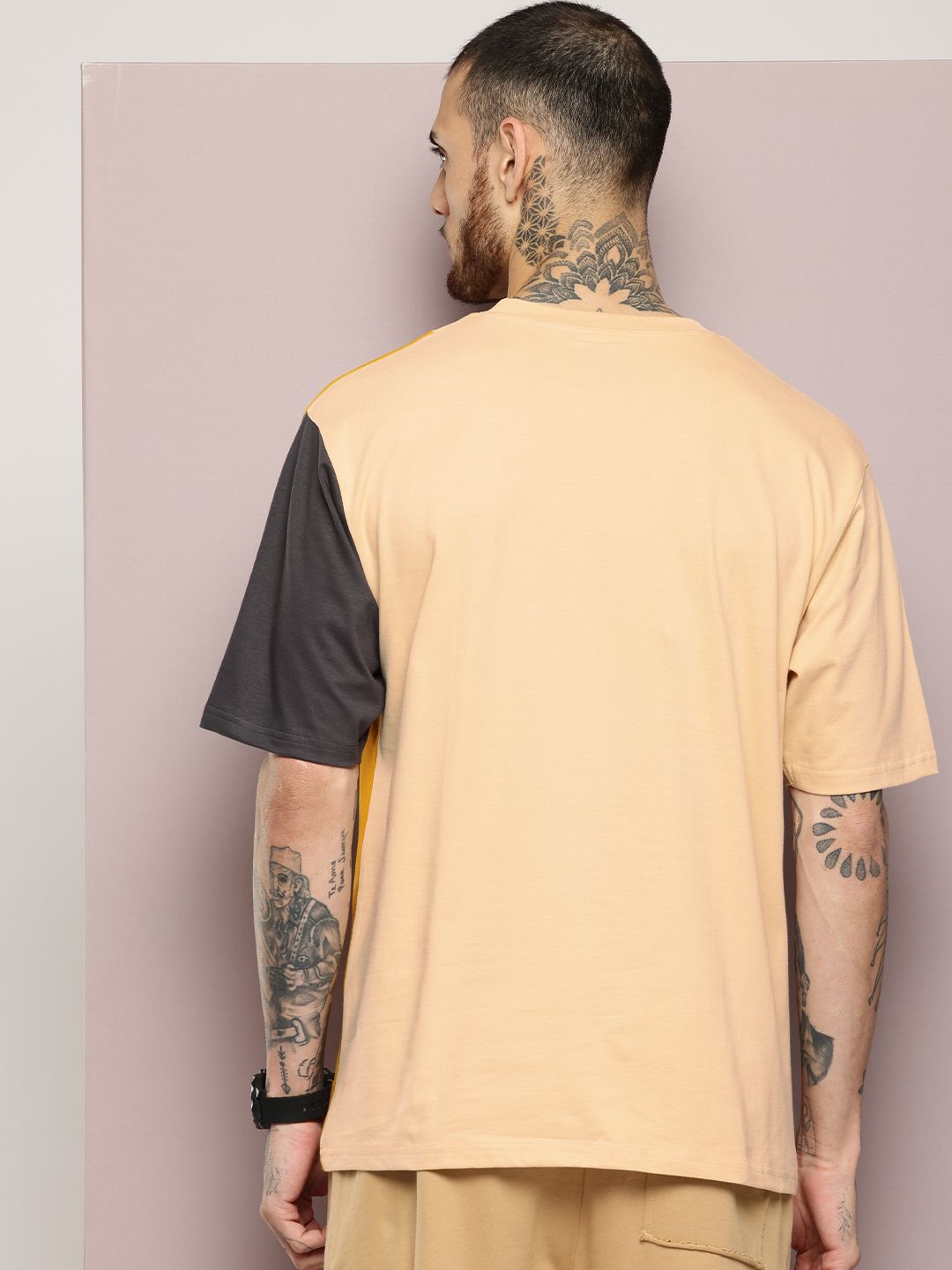 DILLINGER Men Varsity Printed Embossed Oversized T-shirt