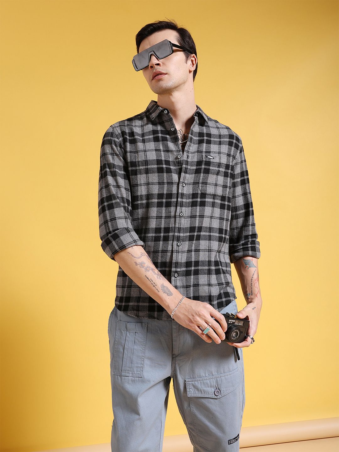 The Indian Garage Co Men Grey Slim Fit Checked Casual Shirt – Myntra ...