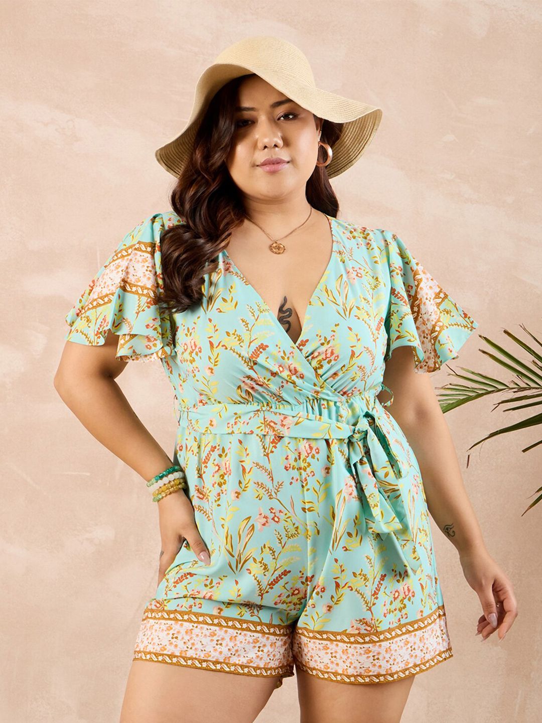 Berrylush Curve Plus Size V-Neck Printed Playsuit