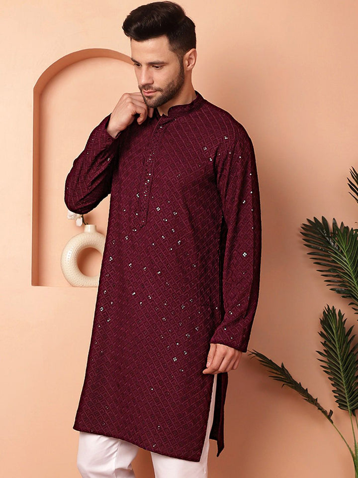 Jompers Men Geometric Embroidered Straight Kurta