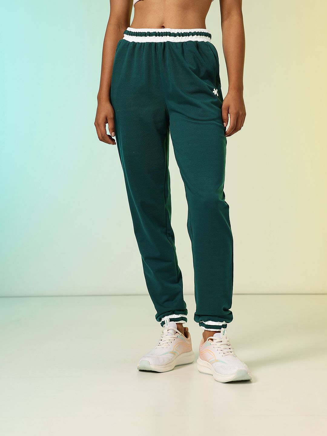 HRX by Hrithik Roshan Retro Women Training or Gym Sports Joggers